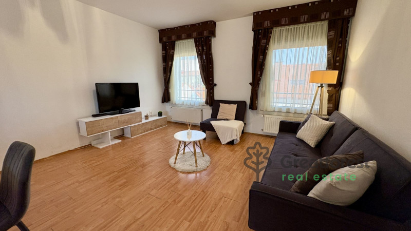 Debrecen, City Center, flat  