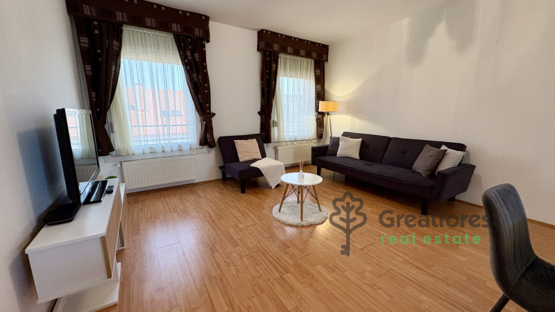 Debrecen, City Center, flat  