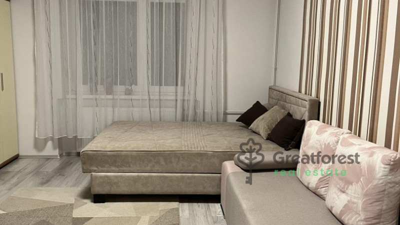 Debrecen, City East, family house  