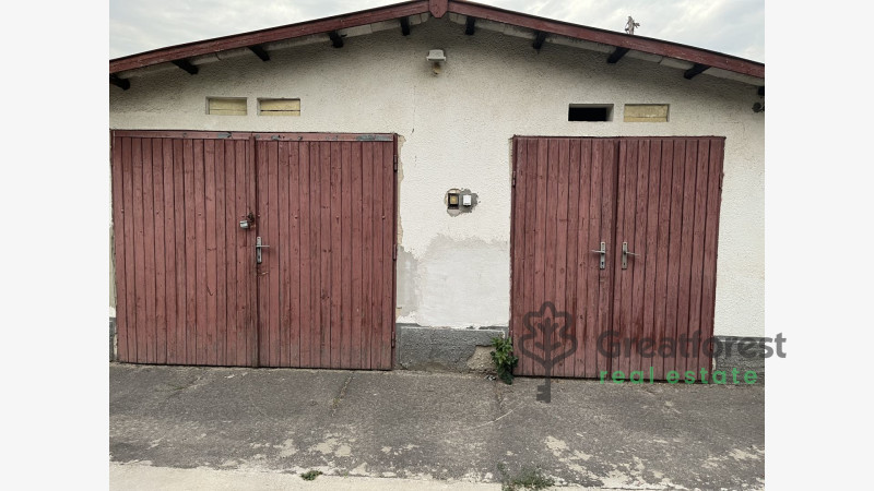 Debrecen, City East, family house  