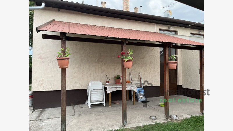 Debrecen, City East, family house  