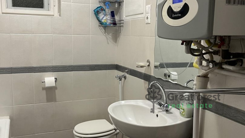 Debrecen, City East, family house  