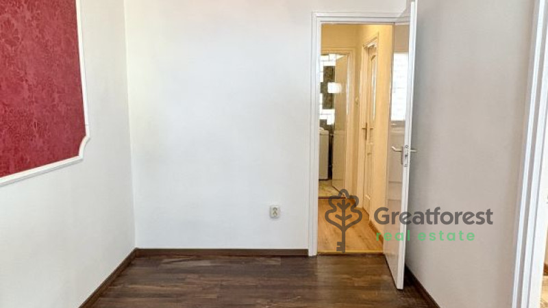 Debrecen, City Center, flat  