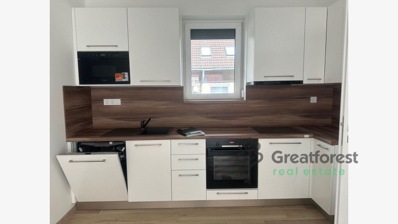 Debrecen, City South-West, flat  