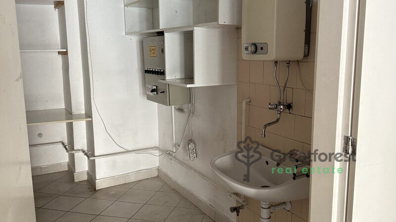 Debrecen, City Center, commercial premises not in shopping center  
