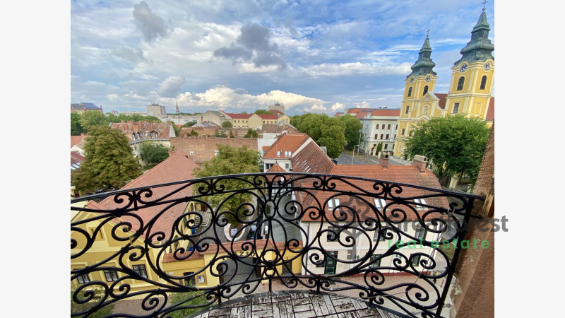 Debrecen, City Center, flat  