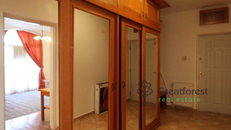 Debrecen, Close To Plaza, flat  