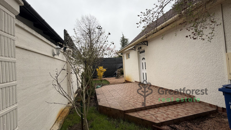 Debrecen, City East, family house  