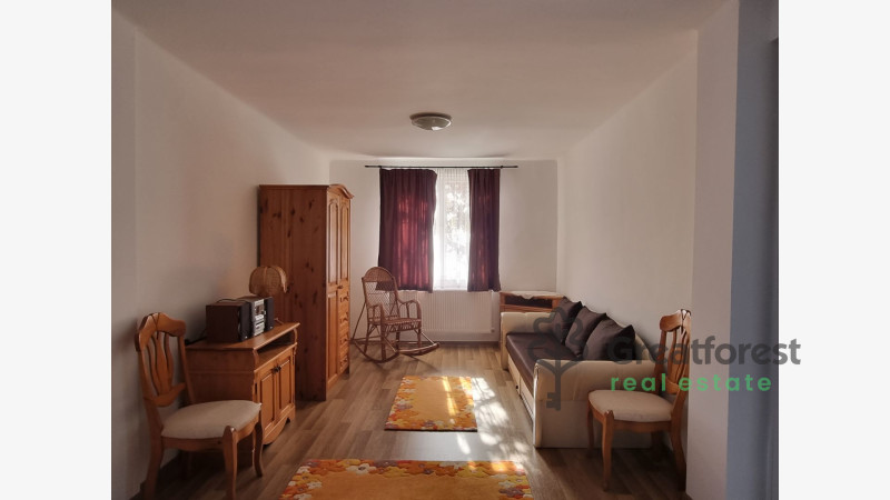 Debrecen, City East, family house  