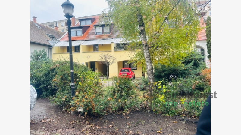 Debrecen, City Center, flat  