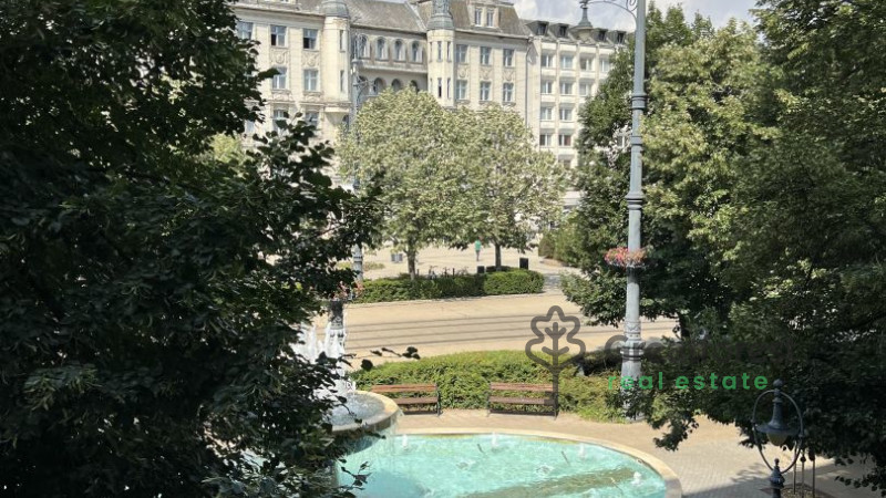 Debrecen, City Center, flat  