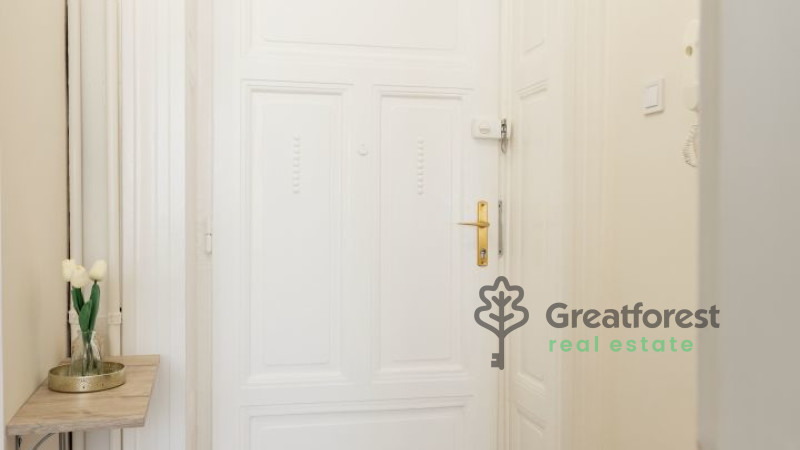 Debrecen, City Center, flat  