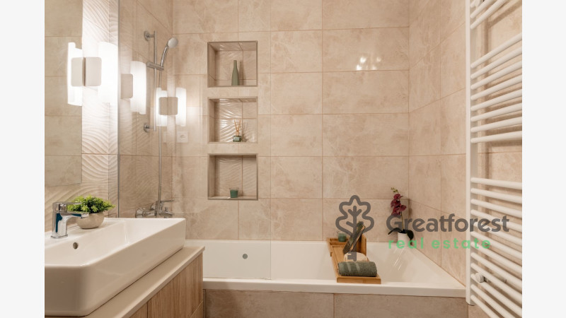 Debrecen, City Center, flat  