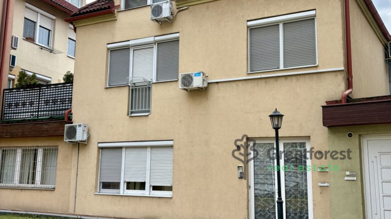 Debrecen, Ispotály, flat  