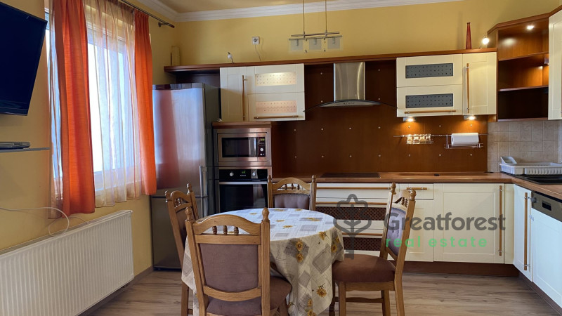Debrecen, City Center, flat  