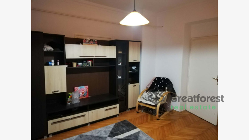 Debrecen, City Center, flat  