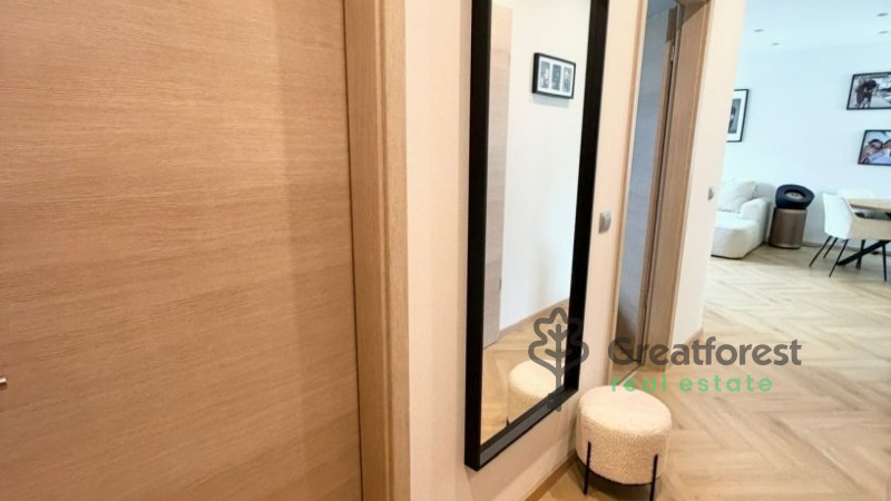 Debrecen, Bem Square, flat  