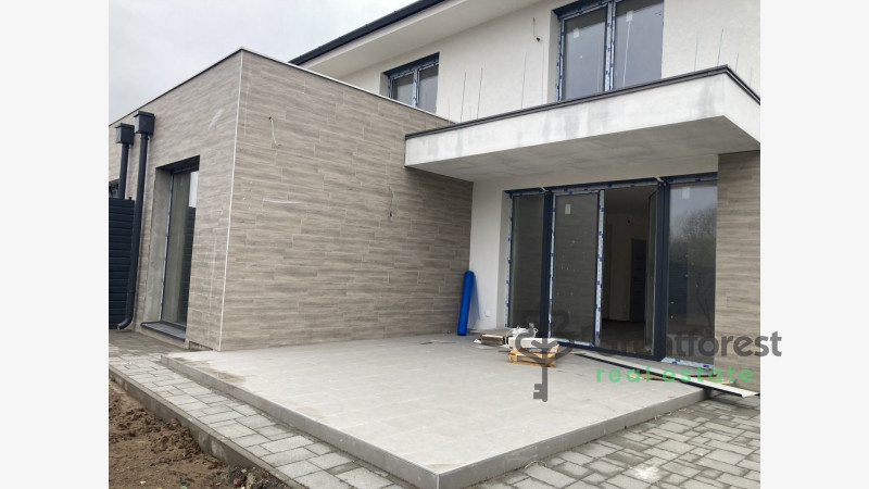 Debrecen, City South-East, attached house  