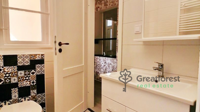 Debrecen, City Center, flat  