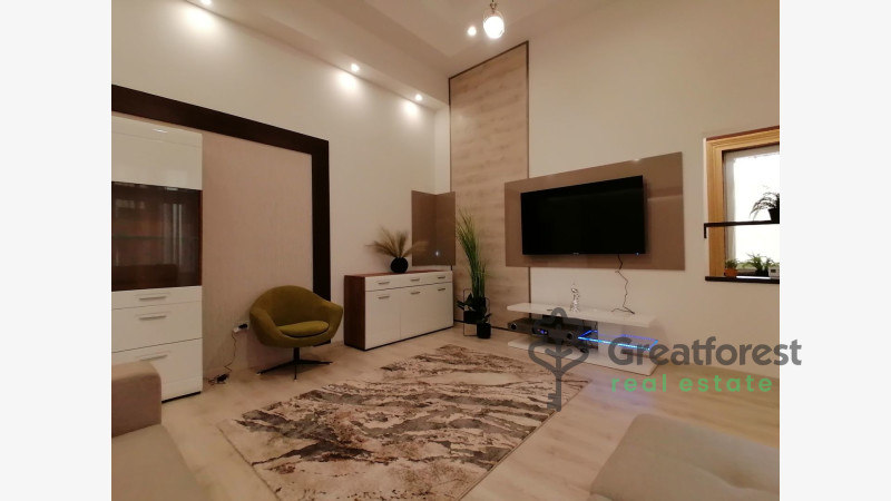 Debrecen, City Center, flat  