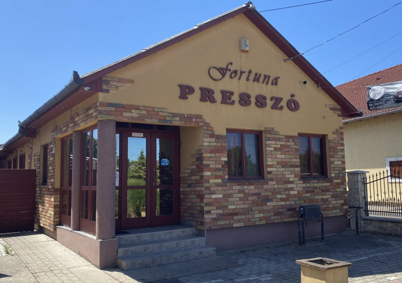 Rest-House