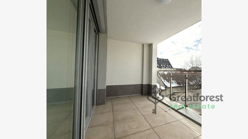 Debrecen, City Center, flat  