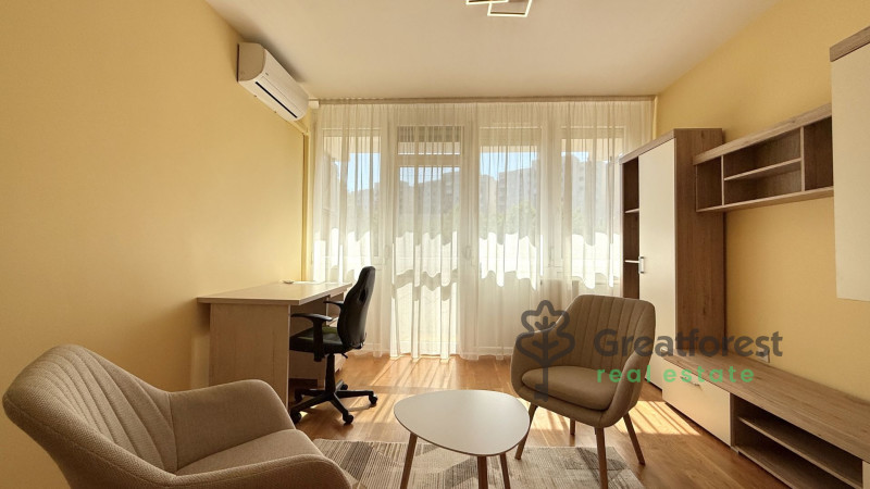 Debrecen, Close To Main Campus, flat  