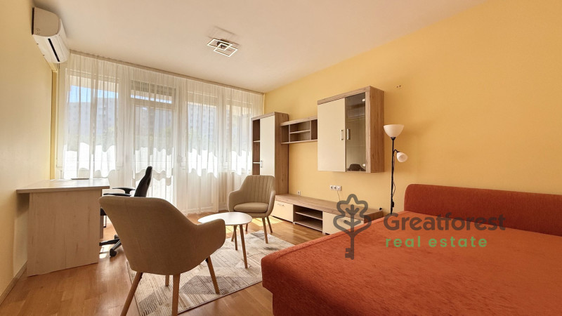 Debrecen, Close To Main Campus, flat  