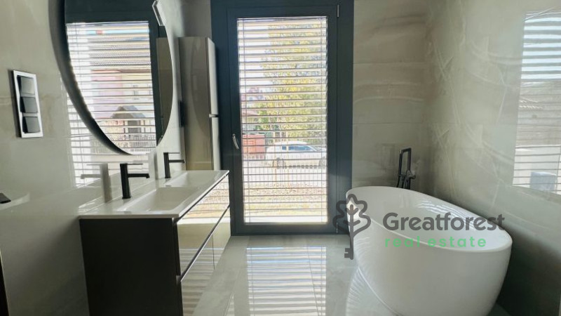 Debrecen, Greatforest Area, flat  