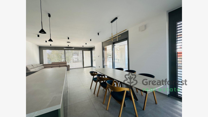 Debrecen, Greatforest Area, flat  