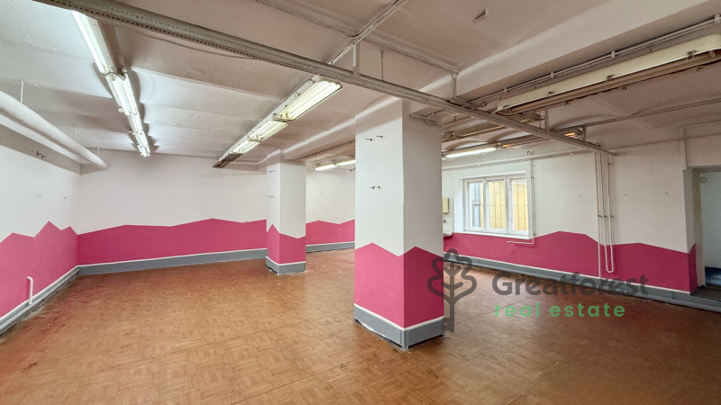 Debrecen, Close To City Center, office in office building  