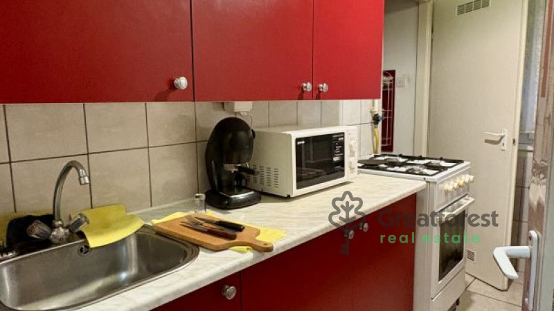 Debrecen, City Center, block of flats  