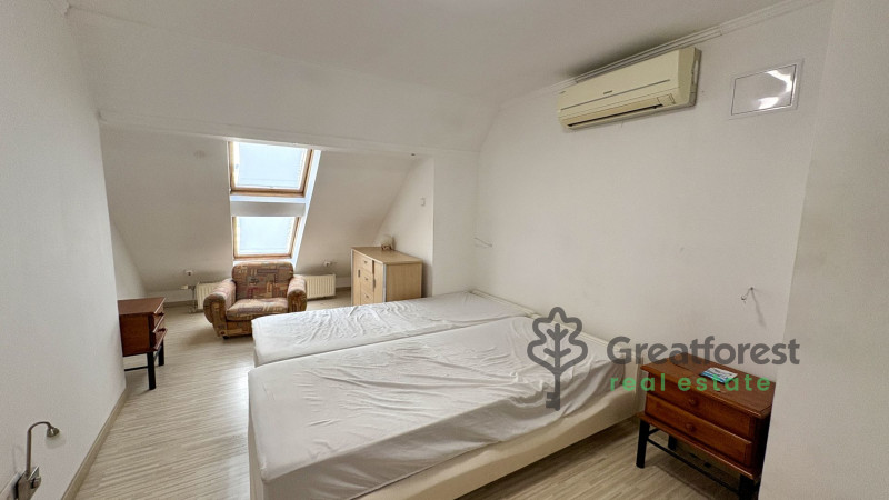 Debrecen, City Center, flat  