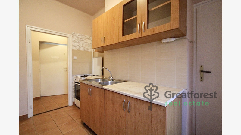 Debrecen, Close To Plaza, flat  