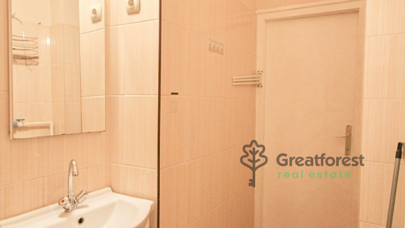 Debrecen, Close To Plaza, flat  