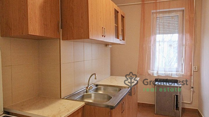 Debrecen, Close To Plaza, flat  
