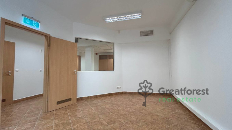 Debrecen, City Center, commercial premises not in shopping center  