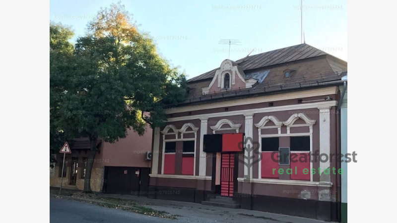 Hajdúböszörmény, family house  