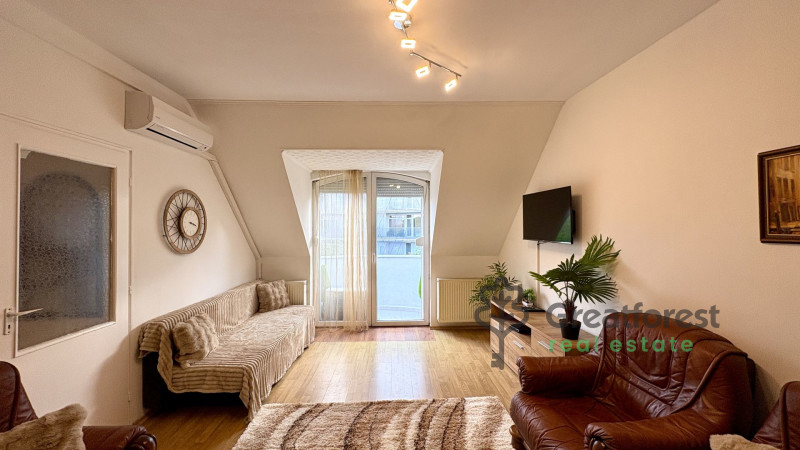 Debrecen, City Center, flat  