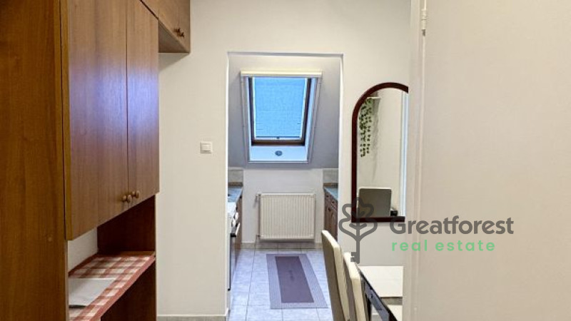 Debrecen, City Center, flat  
