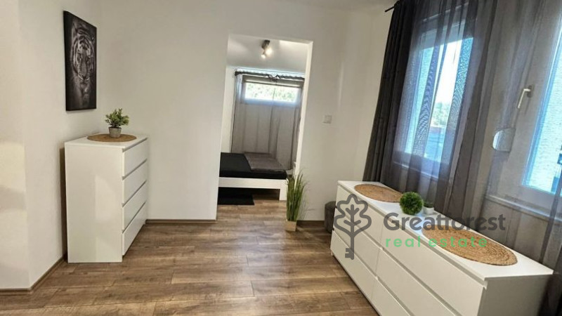 -, Dombos tanya, family house in periferical area  
