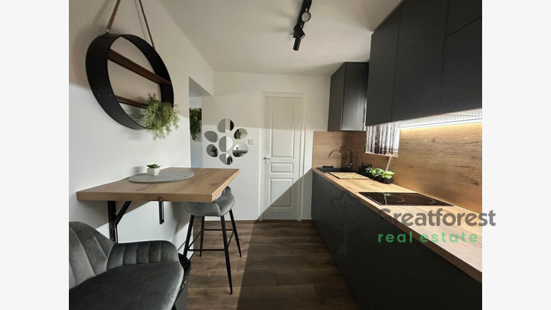 -, Dombos tanya, family house in periferical area  