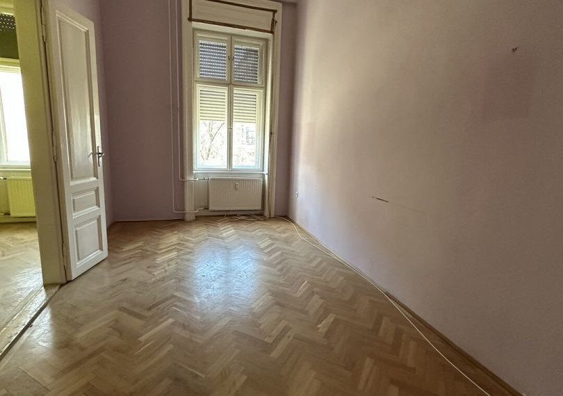 Commercial Premises Not In Shopping Center