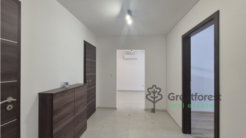 Debrecen, City Center, flat  