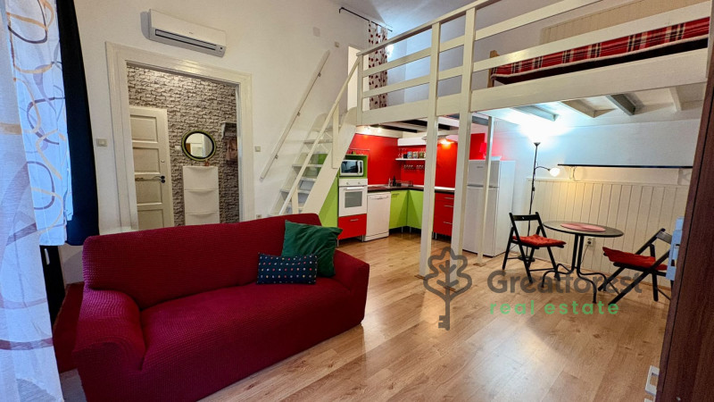 Debrecen, City Center, flat  