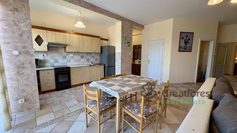 Debrecen, Close To Plaza, flat  