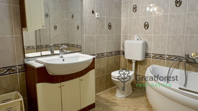 Debrecen, Close To Plaza, flat  