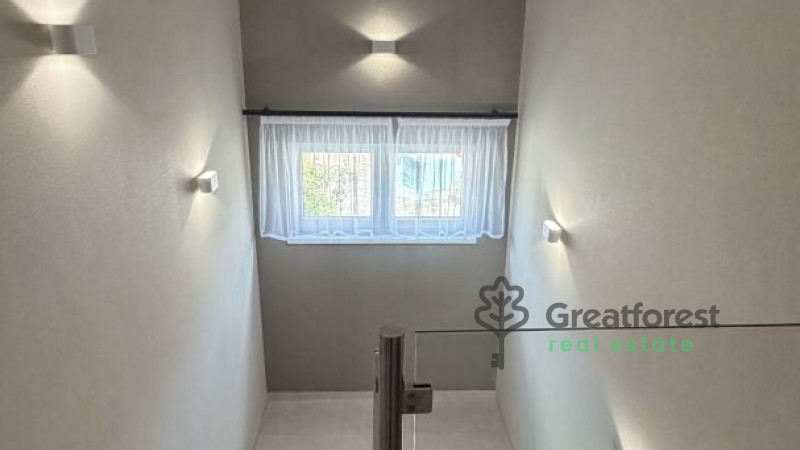 Debrecen, Tesco Area, family house  