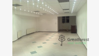 Debrecen, Bem Square, commercial premises not in shopping center  