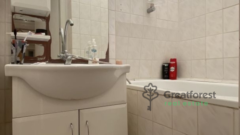 Debrecen, Bem Square, flat  